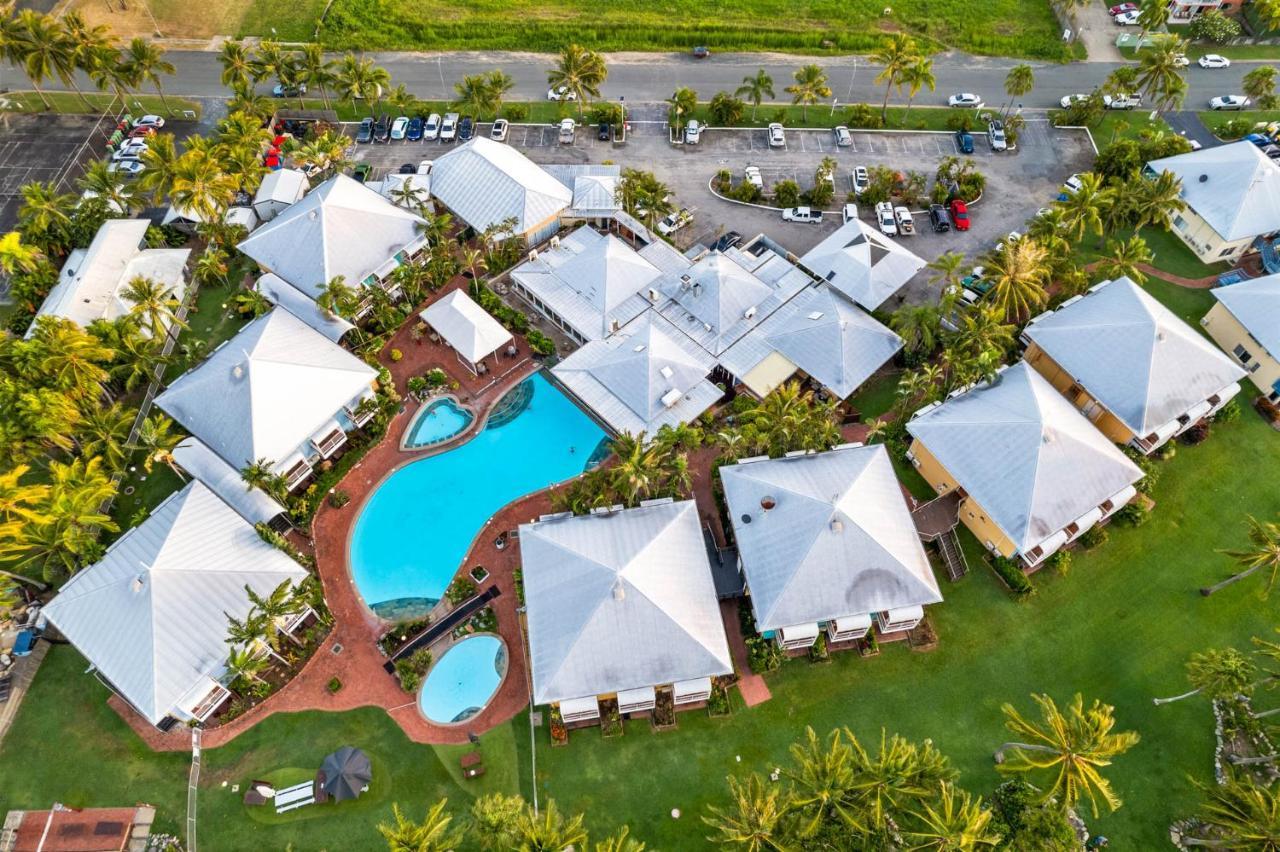 The Resort At Dolphin Heads Mackay Buitenkant foto